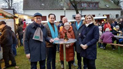 Nach der Erffnung des Buckower Weihnachtsmarktes