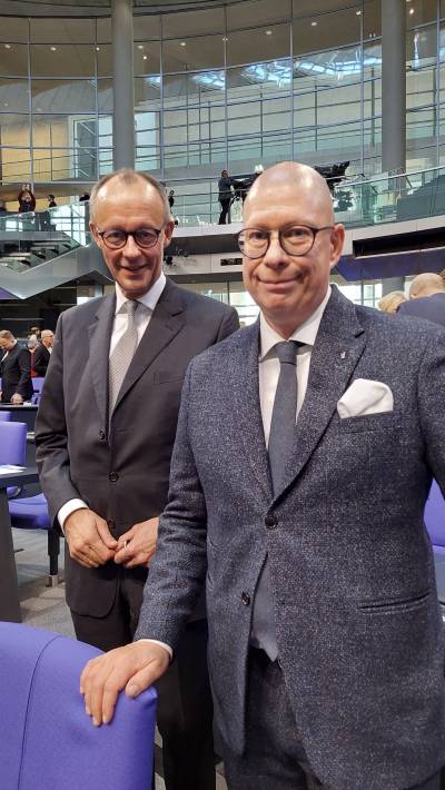 Mit Bundeskanzler Friedrich Merz