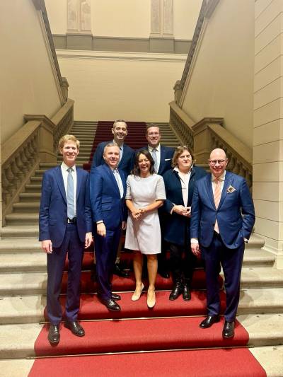 Mit Kollegen aus dem Rechtsausschuss und Senatorin Felor Badenberg